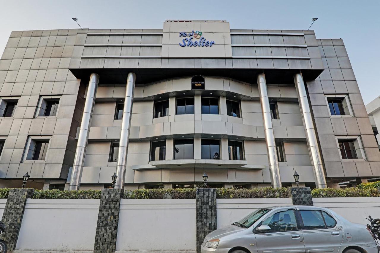 Townhouse Oak Hotel Shelter Lucknow Exterior foto