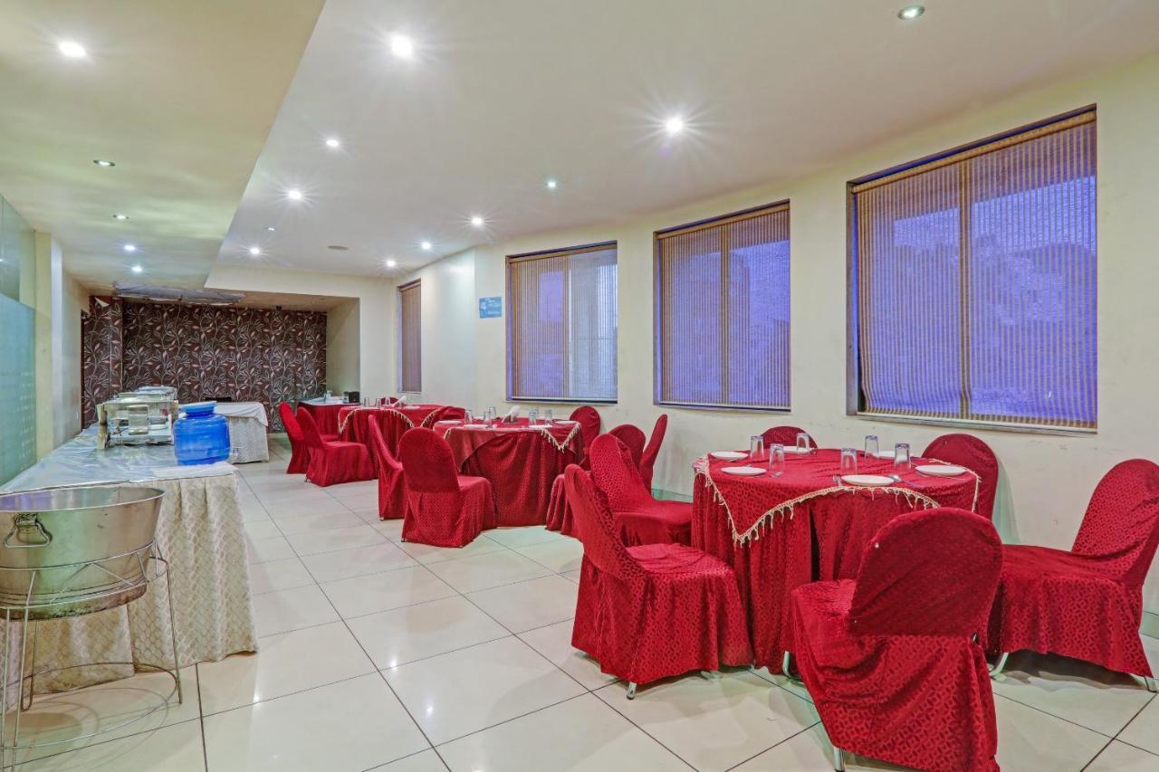 Townhouse Oak Hotel Shelter Lucknow Exterior foto